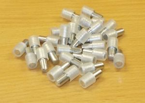 Policové podpěrky na sklo 5/5 x16 mm, ZB, bal=100ks